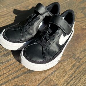 Nike Kids Black and White Sneakers